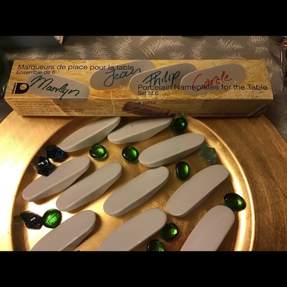 🏡 White Porcelain Reusable Nameplates 🎉 - Picture 3 of 4